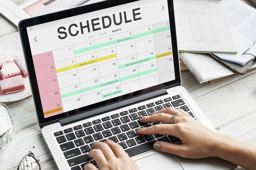 Scheduling with Laptop